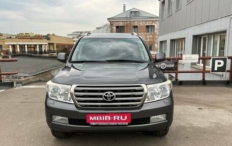 Toyota Land Cruiser 200, 2011 год, 3 990 000 рублей, 2 фотография