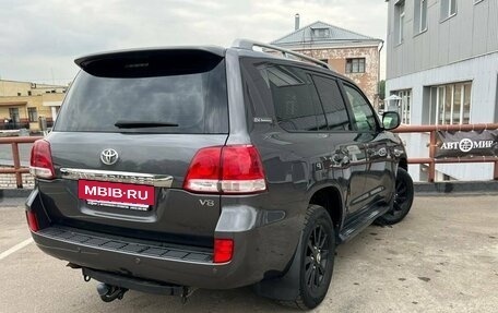 Toyota Land Cruiser 200, 2011 год, 3 990 000 рублей, 5 фотография