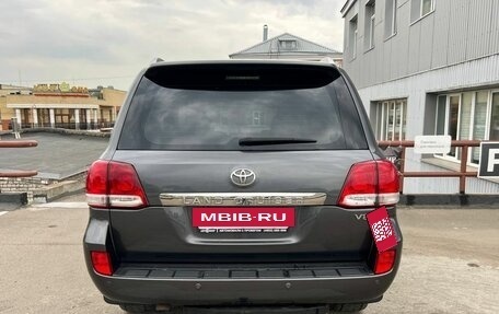 Toyota Land Cruiser 200, 2011 год, 3 990 000 рублей, 6 фотография