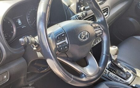 Hyundai Kona I, 2018 год, 2 300 000 рублей, 4 фотография