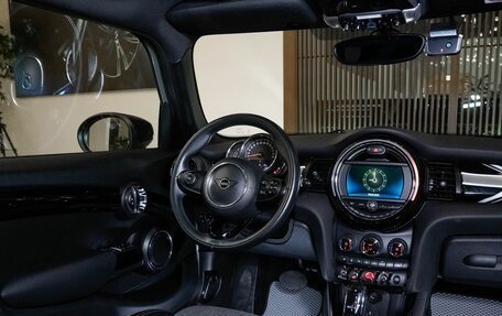 MINI Hatch, 2020 год, 2 600 000 рублей, 24 фотография