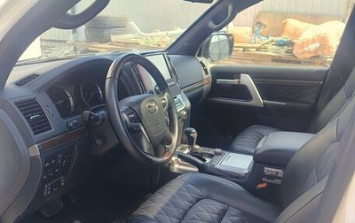 Toyota Land Cruiser 200, 2017 год, 8 000 000 рублей, 1 фотография
