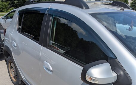 Renault Sandero II рестайлинг, 2015 год, 9 фотография