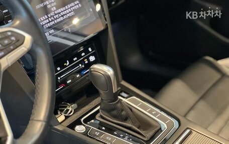 Volkswagen Passat B8 рестайлинг, 2021 год, 2 349 000 рублей, 12 фотография