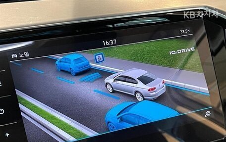 Volkswagen Passat B8 рестайлинг, 2021 год, 2 349 000 рублей, 13 фотография