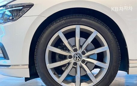 Volkswagen Passat B8 рестайлинг, 2021 год, 2 349 000 рублей, 18 фотография
