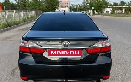 Toyota Camry, 2017 год, 2 150 000 рублей, 2 фотография
