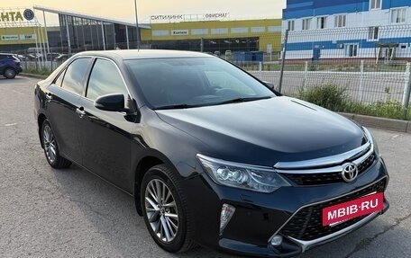 Toyota Camry, 2017 год, 2 150 000 рублей, 6 фотография