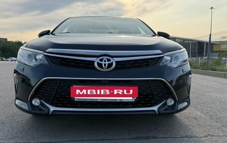 Toyota Camry, 2017 год, 2 150 000 рублей, 10 фотография