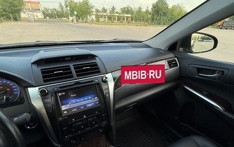 Toyota Camry, 2017 год, 2 150 000 рублей, 17 фотография