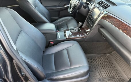 Toyota Camry, 2017 год, 2 150 000 рублей, 25 фотография