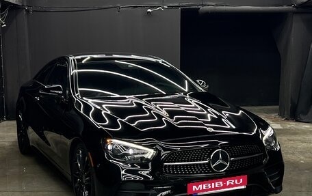 Mercedes-Benz E-Класс, 2021 год, 3 500 000 рублей, 2 фотография