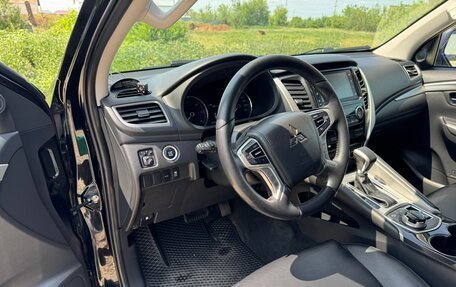 Mitsubishi Pajero Sport III рестайлинг, 2021 год, 3 500 000 рублей, 8 фотография