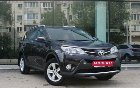Toyota RAV4, 2014 год, 1 727 000 рублей, 3 фотография