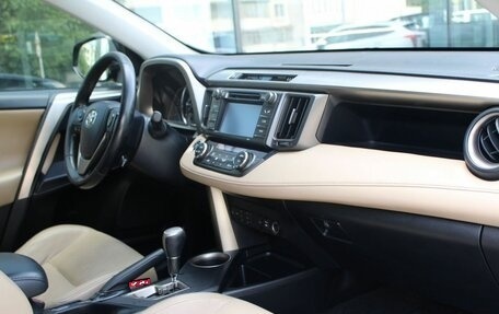Toyota RAV4, 2014 год, 1 727 000 рублей, 10 фотография