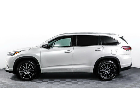 Toyota Highlander III, 2019 год, 3 375 000 рублей, 8 фотография