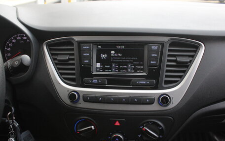 Hyundai Solaris II рестайлинг, 2017 год, 1 119 000 рублей, 16 фотография