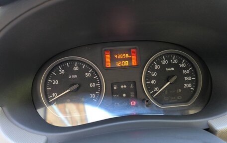 Renault Logan I, 2012 год, 550 000 рублей, 8 фотография