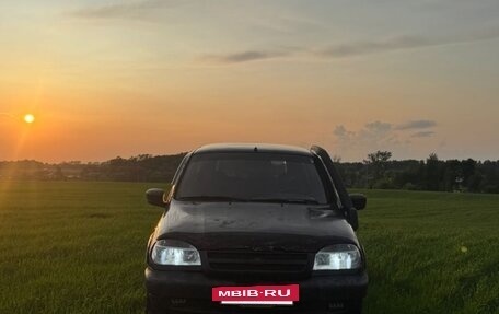 Chevrolet Niva I рестайлинг, 2006 год, 230 000 рублей, 2 фотография