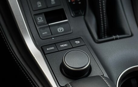 Lexus NX I, 2016 год, 2 700 000 рублей, 30 фотография
