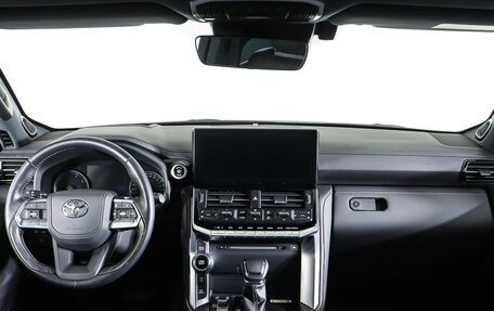 Toyota Land Cruiser, 2023 год, 11 599 000 рублей, 13 фотография