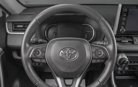 Toyota RAV4, 2021 год, 4 399 000 рублей, 10 фотография
