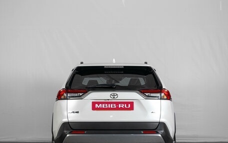 Toyota RAV4, 2021 год, 4 399 000 рублей, 4 фотография