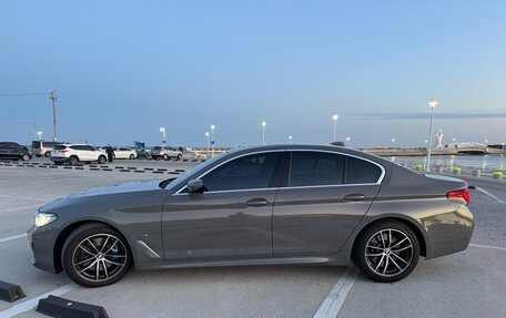BMW 5 серия, 2022 год, 3 850 000 рублей, 8 фотография