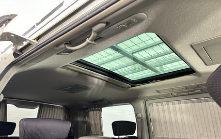 Nissan Elgrand III, 2004 год, 1 315 000 рублей, 15 фотография