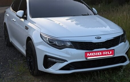 KIA Optima IV, 2019 год, 2 500 000 рублей, 6 фотография