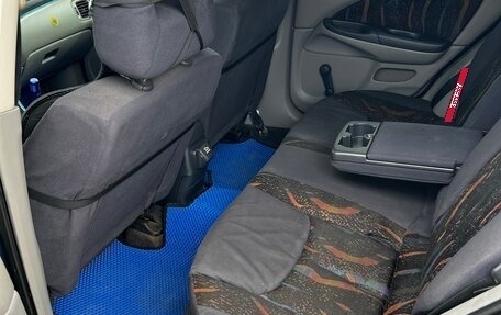 Nissan Almera, 2001 год, 250 000 рублей, 2 фотография