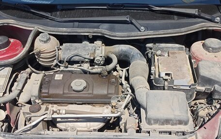 Peugeot 206, 2004 год, 200 000 рублей, 9 фотография