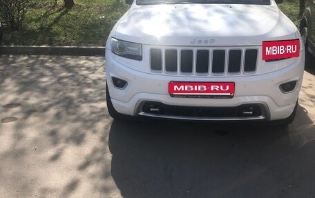 Jeep Grand Cherokee, 2013 год, 1 900 000 рублей, 17 фотография