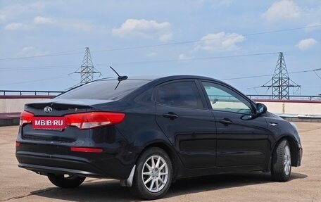 KIA Rio III рестайлинг, 2017 год, 920 000 рублей, 4 фотография