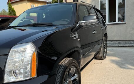 Cadillac Escalade III, 2010 год, 2 500 000 рублей, 3 фотография