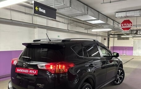 Toyota RAV4, 2015 год, 1 900 000 рублей, 3 фотография