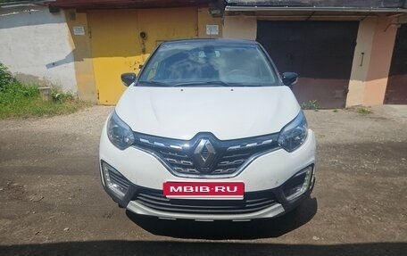 Renault Kaptur I рестайлинг, 2021 год, 1 000 000 рублей, 1 фотография