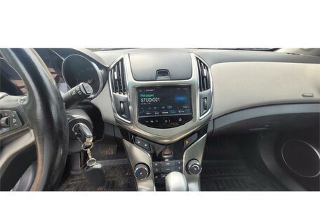 Chevrolet Cruze II, 2013 год, 699 000 рублей, 10 фотография