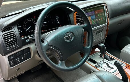 Toyota Land Cruiser 100 рестайлинг 2, 2006 год, 2 500 000 рублей, 5 фотография