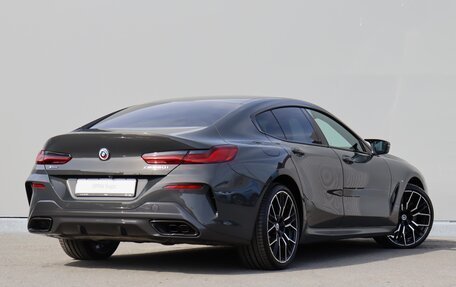 BMW 8 серия, 2022 год, 13 990 000 рублей, 2 фотография