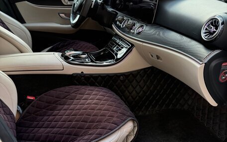 Mercedes-Benz E-Класс, 2017 год, 3 100 000 рублей, 8 фотография