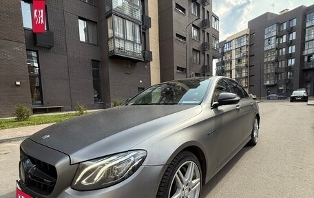 Mercedes-Benz E-Класс, 2017 год, 3 100 000 рублей, 3 фотография