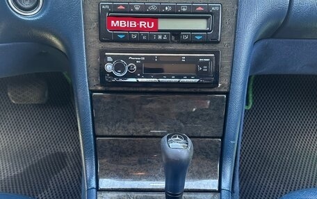 Mercedes-Benz E-Класс, 1998 год, 450 000 рублей, 11 фотография