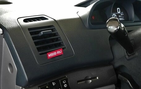 SsangYong Stavic, 2014 год, 1 200 000 рублей, 9 фотография