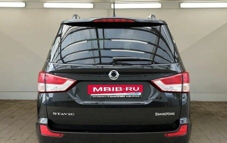 SsangYong Stavic, 2014 год, 1 200 000 рублей, 3 фотография