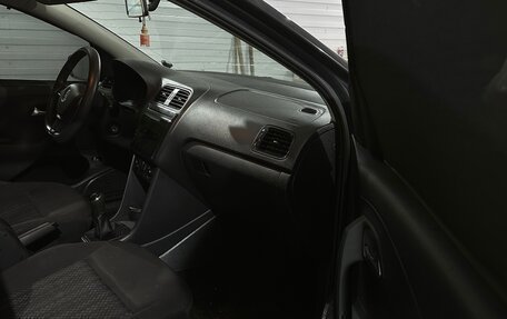 Volkswagen Polo VI (EU Market), 2015 год, 750 000 рублей, 7 фотография