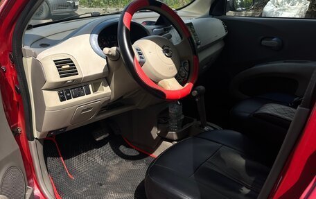 Nissan Micra III, 2005 год, 550 000 рублей, 26 фотография