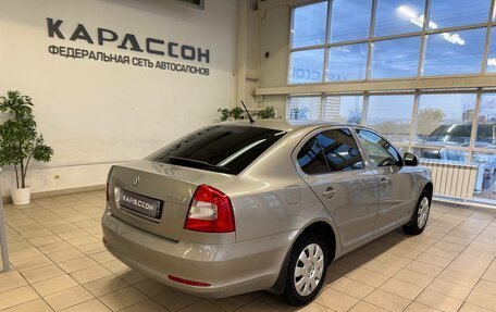 Skoda Octavia, 2011 год, 1 090 000 рублей, 2 фотография