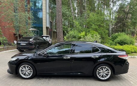 Toyota Camry, 2019 год, 3 150 000 рублей, 4 фотография