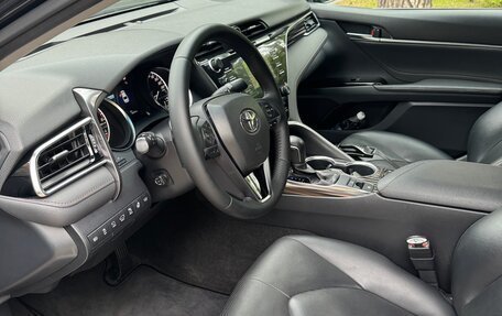 Toyota Camry, 2019 год, 3 150 000 рублей, 9 фотография